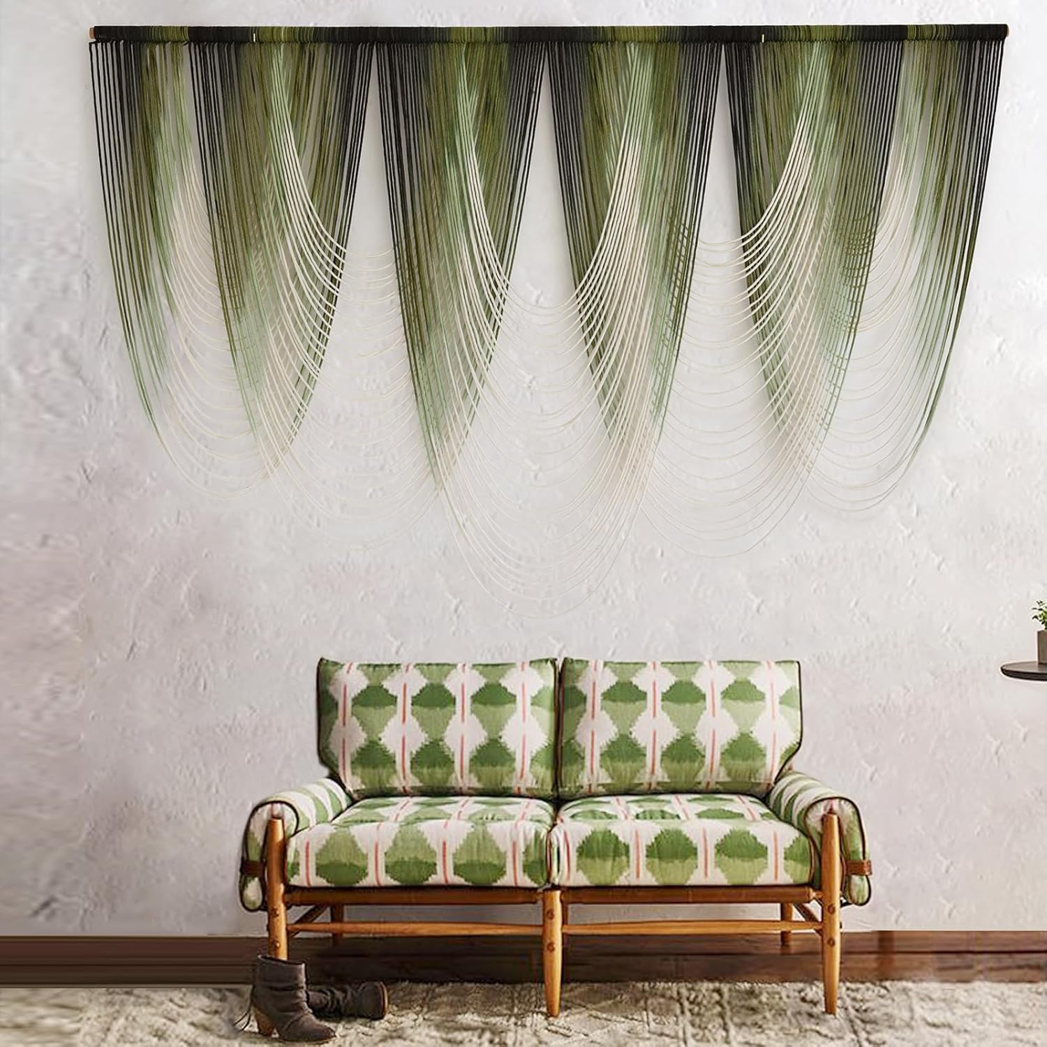 Large Gradient Yarn Wall Hanging Decor Image 2